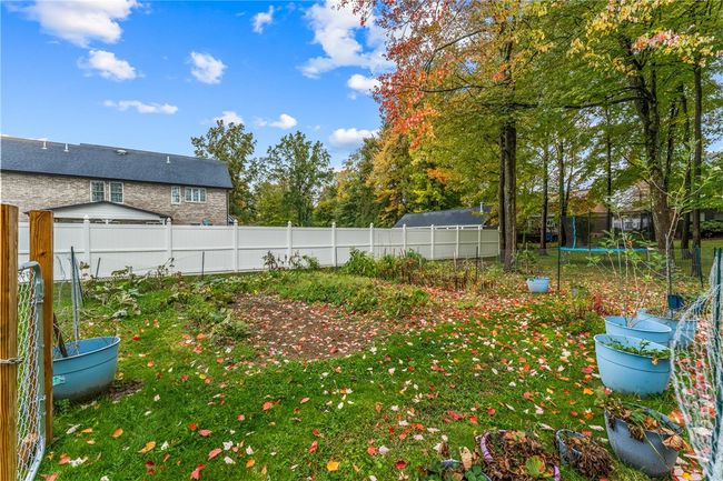 3213 Greentree Cir, House other with 3 bedrooms, 3 bathrooms and 2 parking in New Castle PA | Image 29