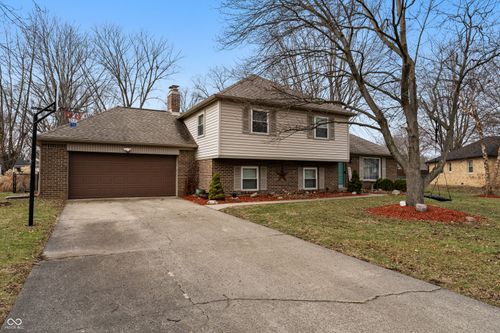 900 Fenster Ct, Indianapolis, IN, 46234-2229 | Card Image