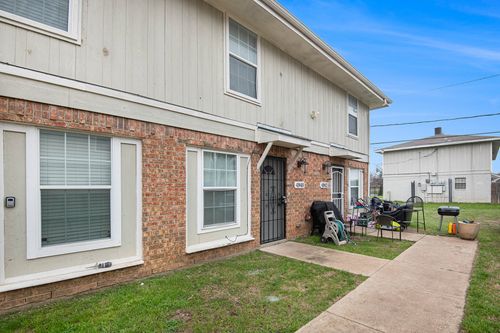 4940 Flamingo Rd, Fort Worth, TX, 76119-5188 | Card Image