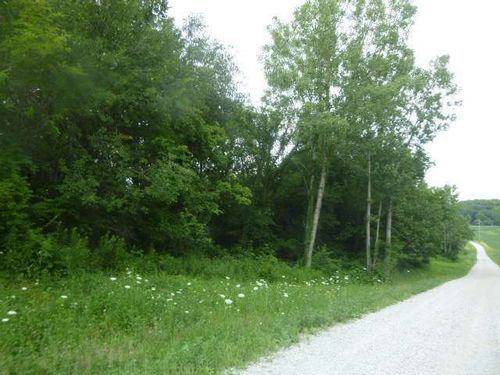 600 283 Street, Viola, IL, 61486 | Card Image