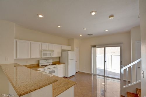 11119 African Sunset St, Henderson, NV, 89052-8616 | Card Image