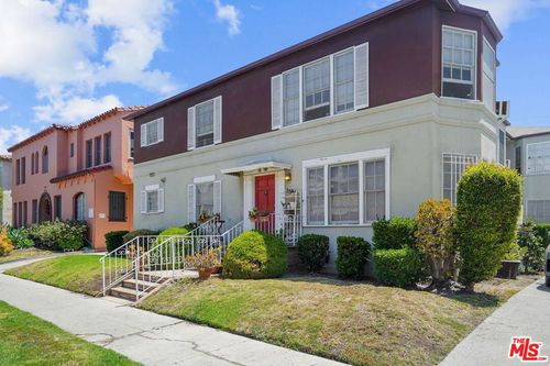 642 1/2 S Dunsmuir Avenue, Los Angeles, CA, 90036 | Card Image