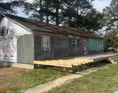 70 County Road 406, Clanton, AL, 35045-8062 | Card Image