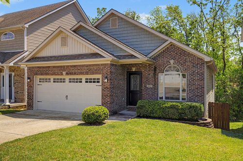3017 Falling Leaves Ln, Lexington, KY, 40509-8015 | Card Image