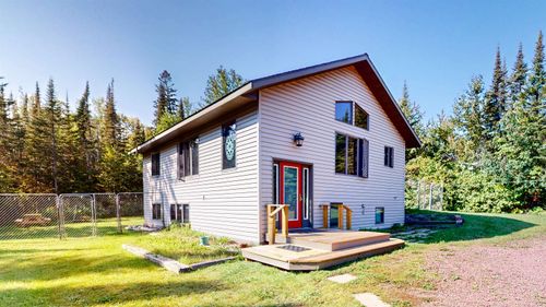 535 Humphrey Cir, Grand Marais, MN, 55604-2165 | Card Image