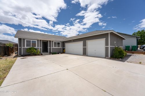 333 Emigrant Way, Fernley, NV, 89408-4624 | Card Image