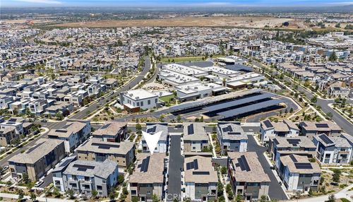 259 Lynx, Irvine, CA, 92618-1458 | Card Image