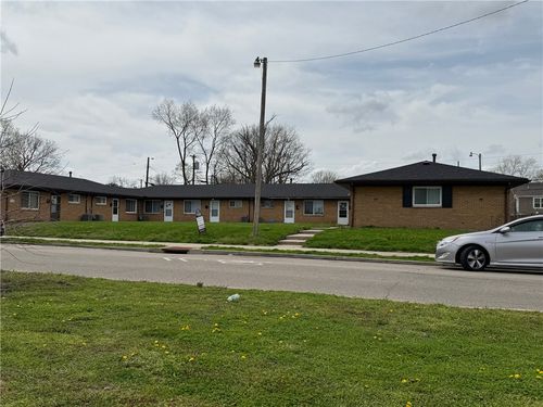 27 Rita St, Dayton, OH, 45404-2055 | Card Image