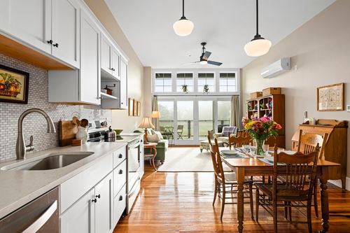 ste-3-58 Main St, Hatfield, MA, 01038-7950 | Card Image