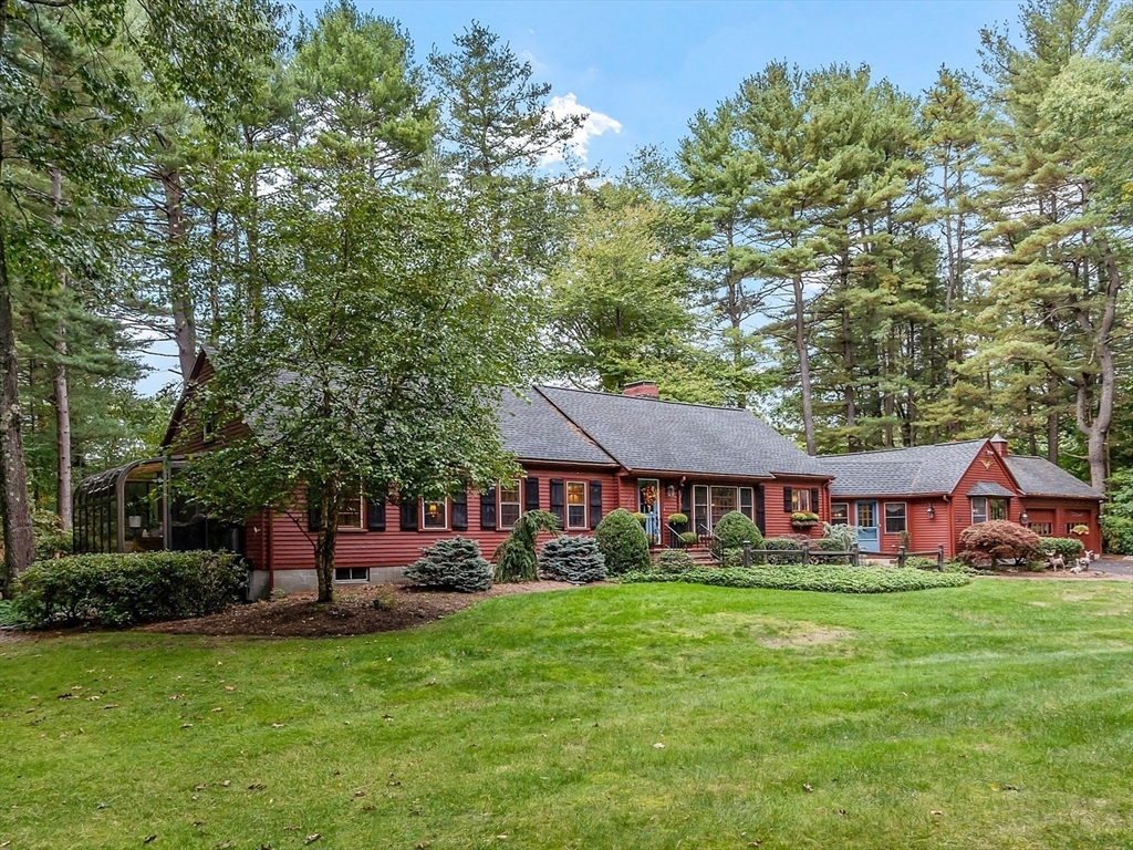 Lovejoy Rd, Andover, MA 01810