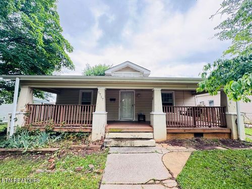 1717 8th Ave, Knoxville, TN, 37917 | Card Image