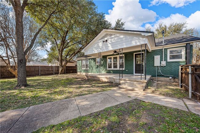 3306 Cumberland Ave, House other with 2 bedrooms, 2 bathrooms and 4 parking in Waco TX | Image 78