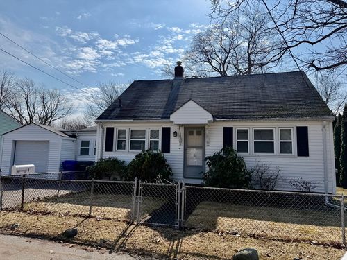 6 Paula Rd, Milford, MA, 01757-1835 | Card Image