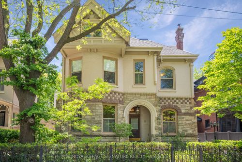 51 Elm Ave, Toronto, ON, M4W1N6 | Card Image