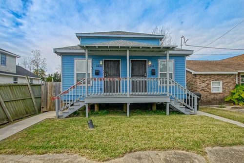2424 26 Independence Street, New Orleans, LA, 70117 | Card Image
