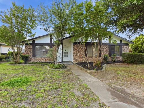 2204 Ridgedale Drive, Carrollton, TX, 75006 | Card Image
