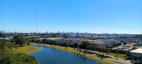 apt-910-4350 Hillcrest Dr, Hollywood, FL, 33021-7930 | Card Image
