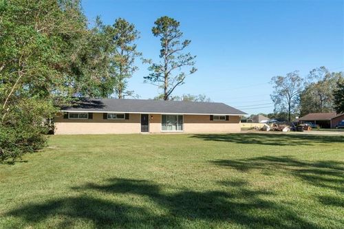 325 Barringer Dr, Ponchatoula, LA, 70454-3622 | Card Image