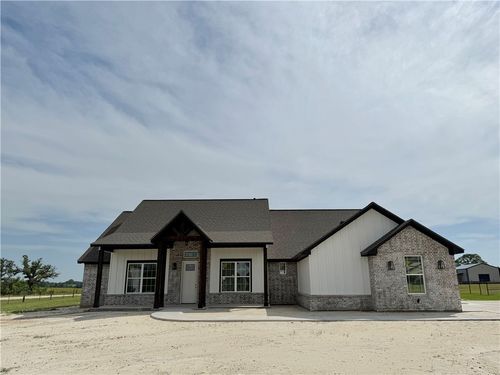 3201 Hunters Crossing Trl, Bryan, TX, 77808-2347 | Card Image