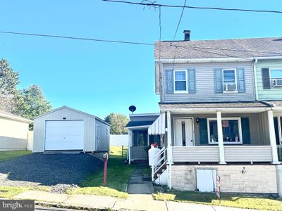 30 W Ridge Street, Home with 2 bedrooms, 2 bathrooms and null parking in COALDALE PA | Image 3