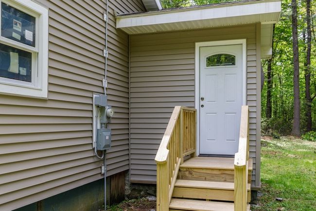 225 Queen Lake Rd, House other with 1 bedrooms, 1 bathrooms and 4 parking in Phillipston MA | Image 7