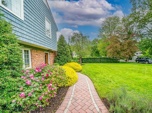 1 Sea Cove Rd, Northport, NY, 11768-1846 | Card Image