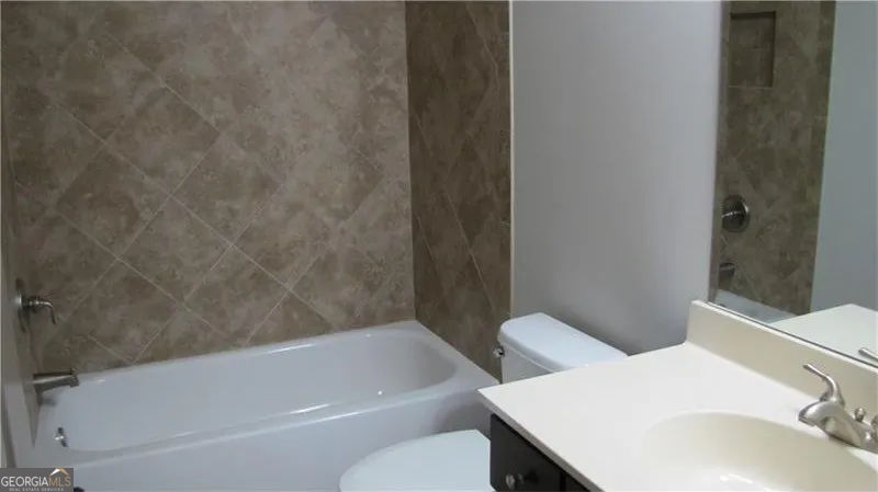 Residential Lease in Mableton 4