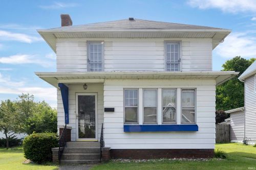 437 Park Ave, Mishawaka, IN, 46545-6934 | Card Image