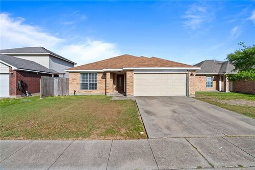 7937 Wolf Dr, Corpus Christi, TX, 78414-5976 | Card Image