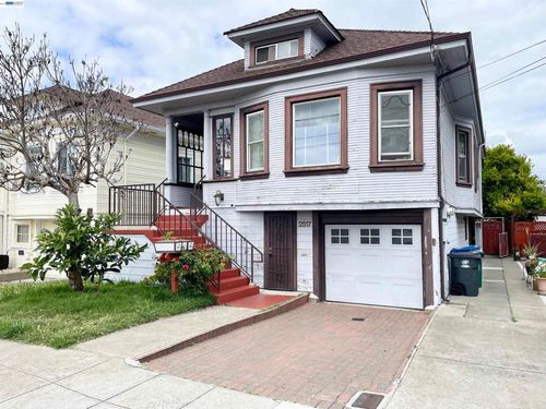 2517 Webb Ave, Alameda, CA, 94501-2924 | Card Image