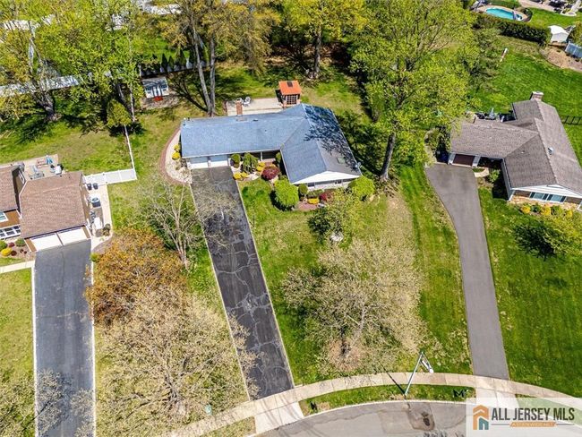 14 Clinton Dr, House other with 4 bedrooms, 2 bathrooms and null parking in Manalapan NJ | Image 5