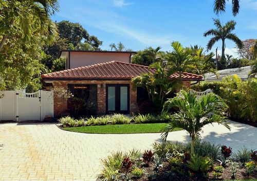 702 S Atlantic Dr, Lantana, FL, 33462-1950 | Card Image