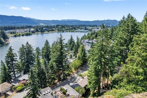 271 Woodhaven Dr, Nanaimo, BC, V9T5M1 | Card Image