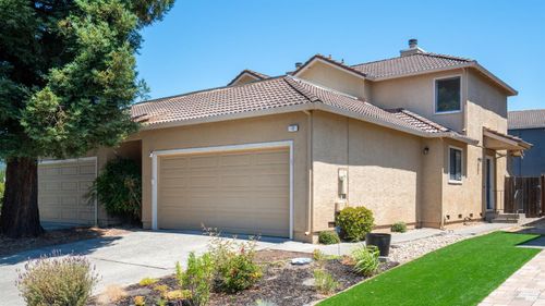 112 Francis Cir, Rohnert Park, CA, 94928-1375 | Card Image