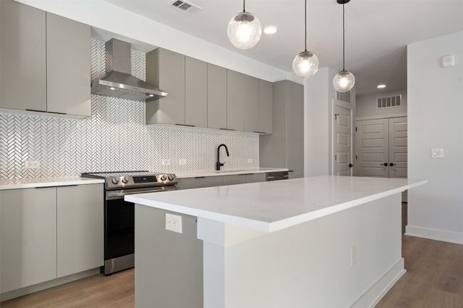 APT-222 - 2500 Longview St, Condo with 2 bedrooms, 2 bathrooms and 2 parking in Austin TX | Image 10