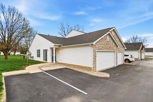 33a-6718 Hamler Drive, Canal Winchester, OH, 43110 | Card Image
