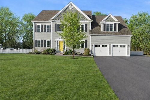 14 Teresa Dr, Millis, MA, 02054-4502 | Card Image