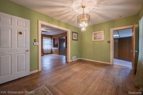 5181 N Milford Rd, Highland, MI, 48356-1056 | Card Image