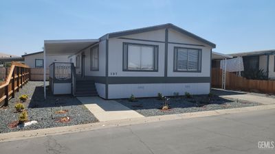 127 - E Worth Avenue, House other with 3 bedrooms, 1 bathrooms and null parking in Porterville CA | Image 1