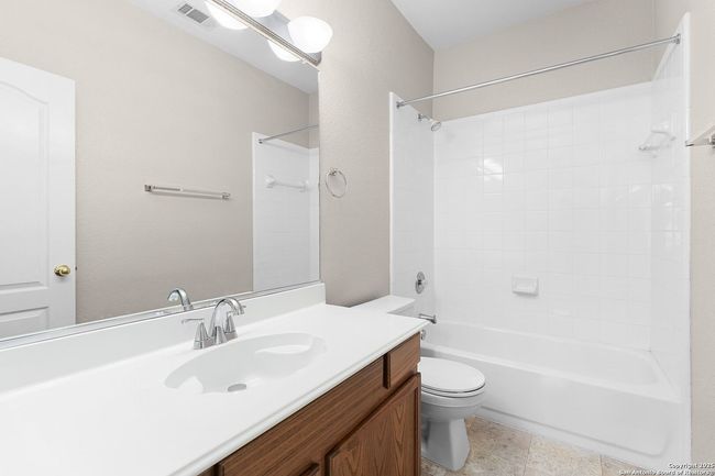 4481 Owl Creek Rd, House other with 4 bedrooms, 4 bathrooms and null parking in Schertz TX | Image 8