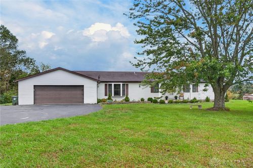 2769 State Route 73, Hillsboro, OH, 45133-7811 | Card Image