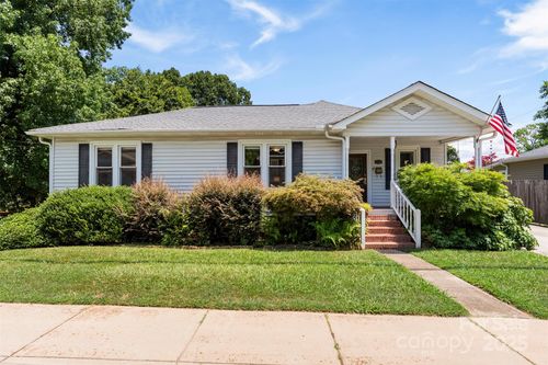 262 8th Ave, Cramerton, NC, 28032-1228 | Card Image