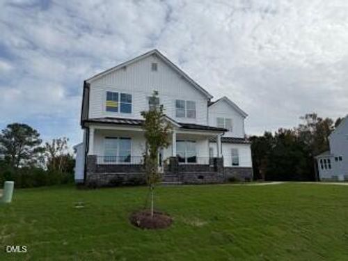 200 Kissington Way, Benson, NC, 27504-4002 | Card Image