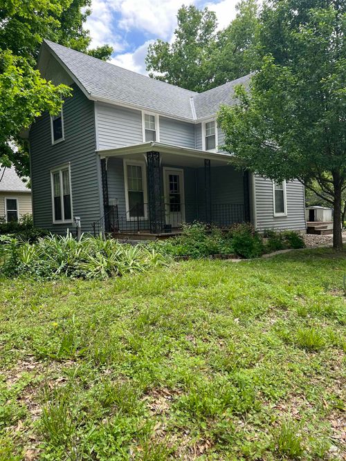 1131 Colorado, Manhattan, KS, 66502 | Card Image