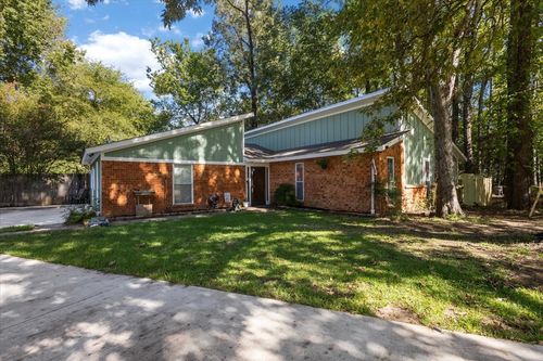 300 Synterra St, Lindale, TX, 75771-3268 | Card Image