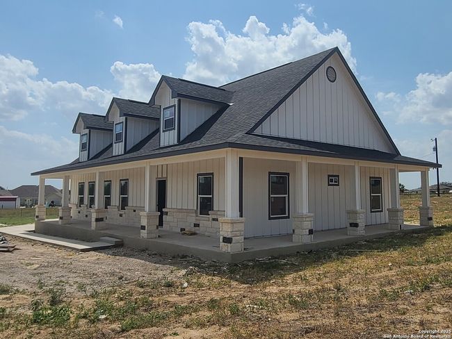 52 Peach Tree Ave, House other with 3 bedrooms, 2 bathrooms and null parking in Poteet TX | Image 21