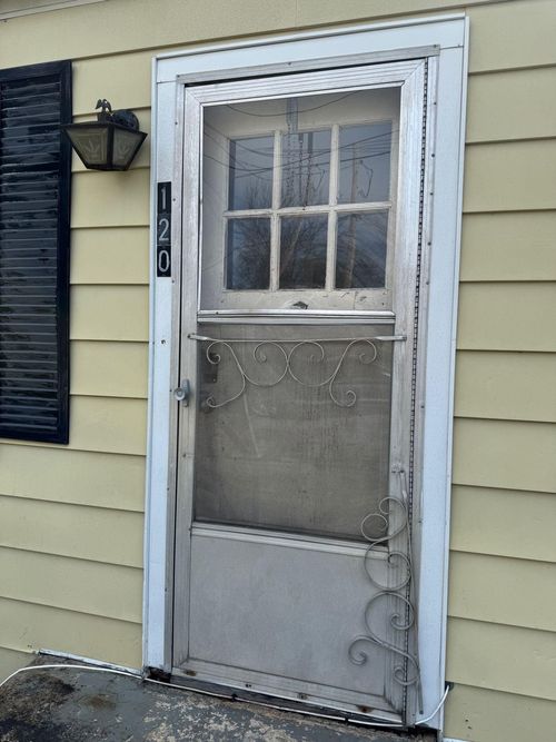 120 Roselawn Hts, Martinsville, VA, 24112-1521 | Card Image