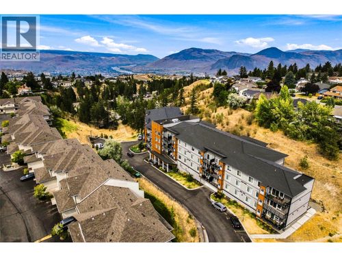 105-2046 Robson Pl, Kamloops, BC, V2E0A5 | Card Image