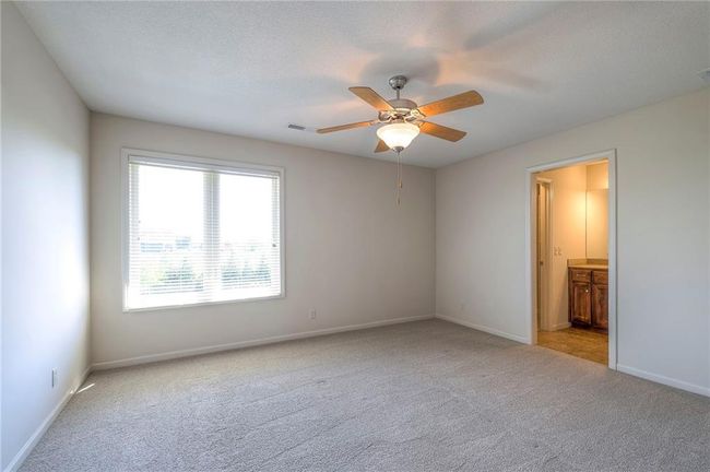 Bedroom 3 jack-n-jill bath | Image 46