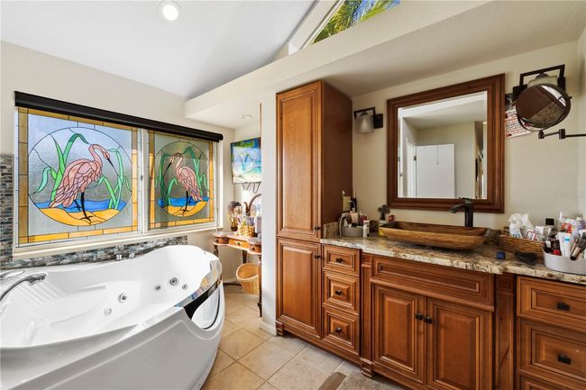 Owners Bath | Image 20